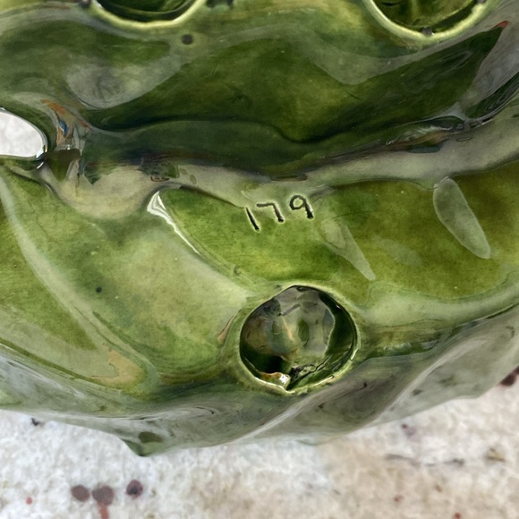 Vintage Christmas holly and berries ceramic dish - Picture 5 of 5